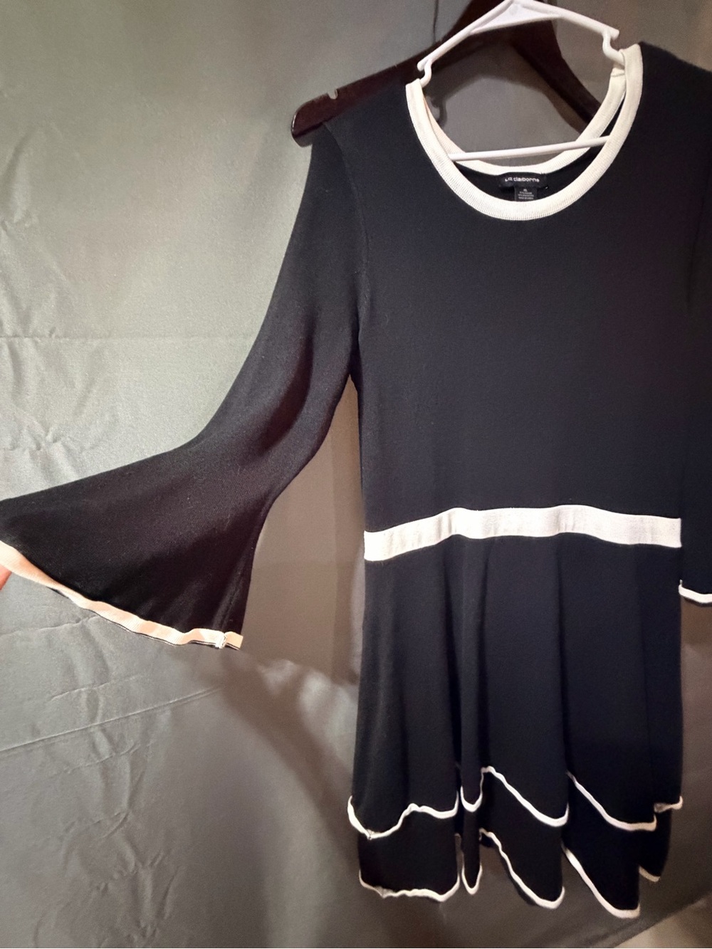 Liz Claiborne Black Knit Tunic with White Trim